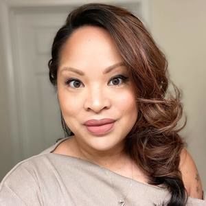 Meet your Posher, Ellen marie